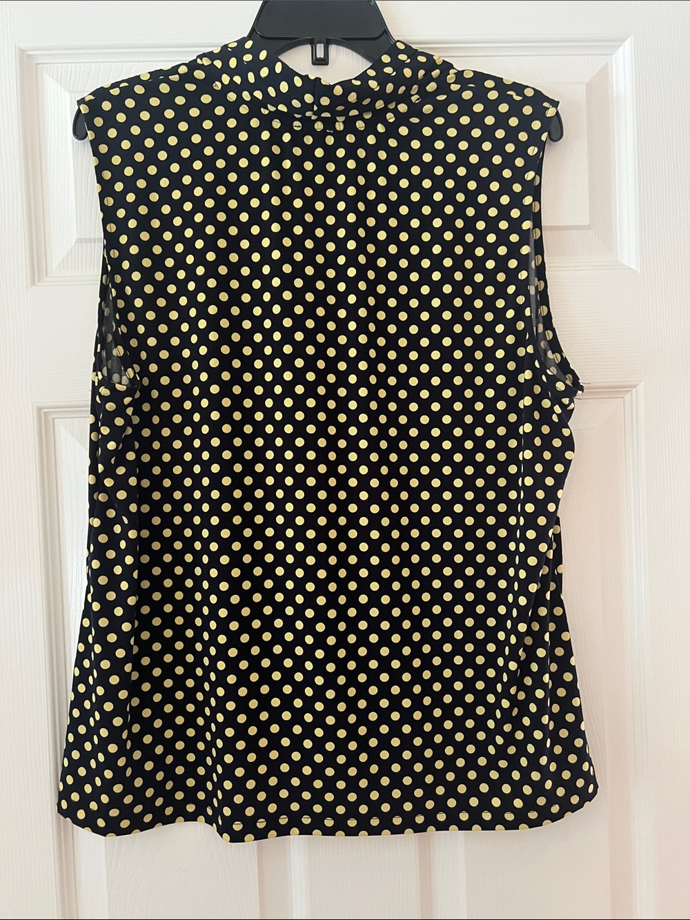 Anne Klein Black Sleeveless V-Neck Top with Yellow Polka Dots - Picture 2 of 2